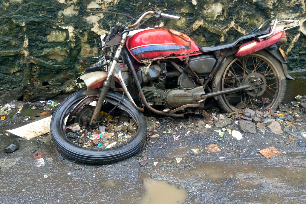 about-one-damage-two-wheeler-2